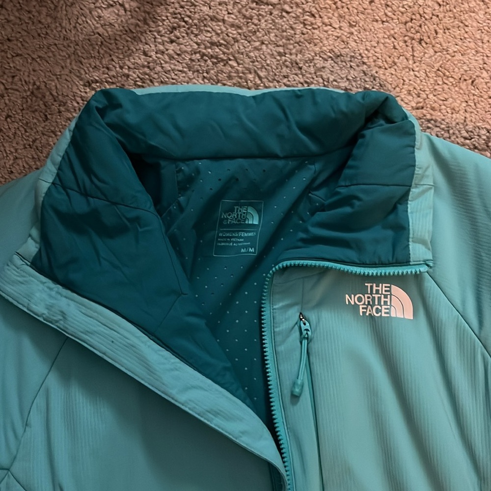 North Face Lightweight Pullover Jacket! - image 3